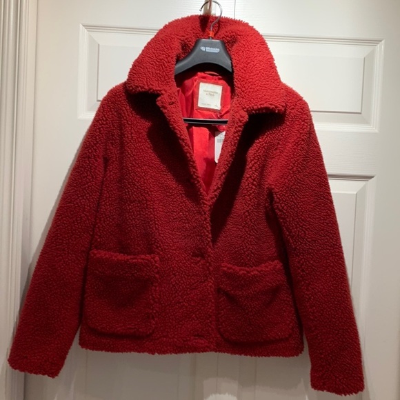 NWT Abercrombie & fitch Women faux shearling cozy jacket top burgundy size L - Picture 2 of 8